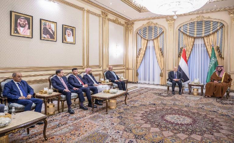 عبدالله العليمي: دعم السعودية لليمن شراكة استراتيجية تتجاوز السياسة إلى بناء الإنسان وترسيخ الاستقرار