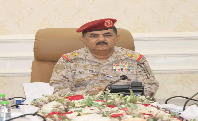 قرار رئيس مجلس القيادة  بإعفاء وزير الدفاع واحالته للتقاعد