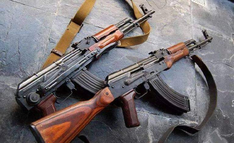 مسلحون مجهولون يغتالون أكاديمياً شرق مدينة تعز