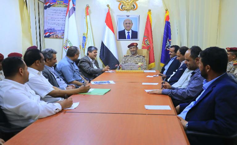 رئيس هيئة الاركان يشيد بدور الجبهة الاعلامية في المعركة الوطنية