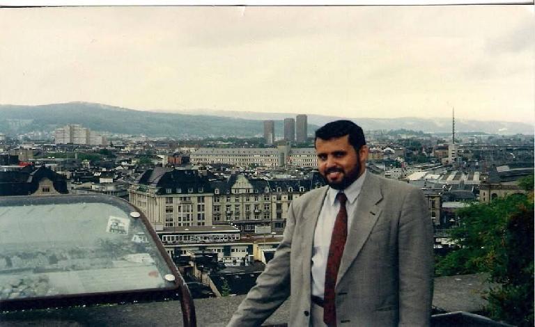 بينهم عبدالسلام الحيلة.. الحكومة الأمريكية تعلن نقل 11 يمنياً من معتقل جوانتنامو إلى سلطنة عمان