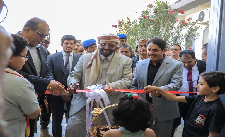 العرادة يدشن عدداً من المشاريع ويتفقد سير العمل في ميدان الشهيد الشدادي وشارع النصر