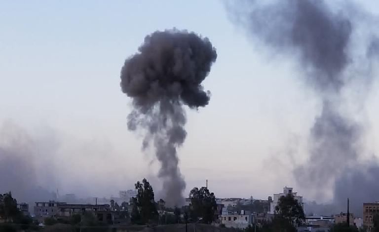 غارات في عمران وصنعاء و