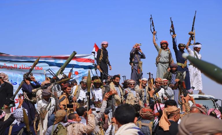 قبائل خولان الطيال وسنحان وبني حشيش وبلاد الروس وجهم تؤكد مساندتها للقوات المسلحة ودعمها لمعركة التحرير ...صور