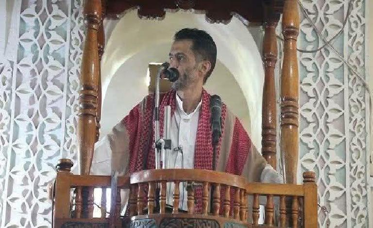 بعد ساعات من أدائه خطبة الجمعة.. وفاة الداعية ممدوح الحميري بذبحة صدرية في تعز