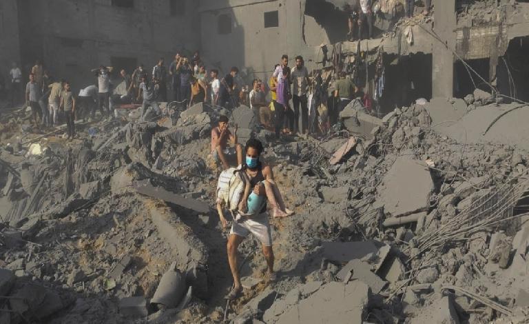 مجزرة جديدة للاحتلال بغزة.. مئات الشهداء والجرحى في قصف إسرائيلي لمنازل مأهولة بمخيم جباليا